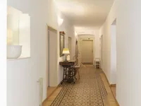 Недвижимость Четырехкомнатная квартира в центре Любляны: 2