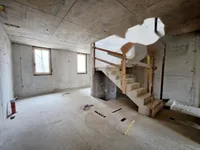 Недвижимость Дом с террасой в Виче: 2