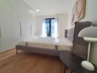 Недвижимость Квартира 3 комнаты, Центр: 9