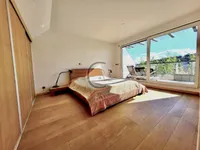 Недвижимость Четырёхкомнатная квартира Центр: 17