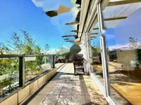 Недвижимость Четырёхкомнатная квартира Центр: 22