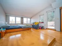 Недвижимость Трёхкомнатная квартира в центре: 9