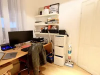 Недвижимость Квартира 2,5 комнаты в центре: 10