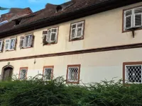 Недвижимость Трёхкомнатная квартира в центре города на улице Вегова: 1