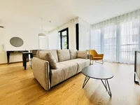 Недвижимость Квартира 3-комнатная, центр: 14