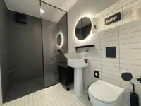 Недвижимость Пятикомнатная квартира Центр: 2