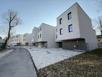 Недвижимость Дом с террасой в Томажичевой улице: 1