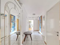 Недвижимость Четырехкомнатная квартира в центре: 8