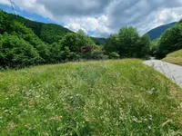 Недвижимость Земельный участок в Кропе, солнечный, частично сельскохозяйственный.: 1