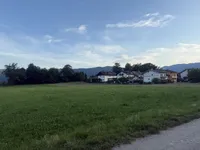 Недвижимость Участок для инвестиций близ Бледа, Добе: 4