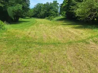 Недвижимость Земельный участок под сельское хозяйство в Хлебце: 1