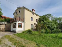 Недвижимость Двухэтажный дом Драгонья: 1