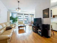 Недвижимость Квартира, 3-комнатная, Шишка: 1