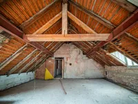 Недвижимость Квартира 4-комн. в центре Любляны: 4