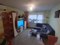 Недвижимость Трехкомнатная квартира с балконом на Штепанском поселке: 1