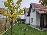 Недвижимость Дом у Центра Любляны: 12