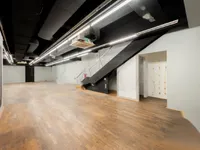 Недвижимость Коммерческое помещение в центре: 12