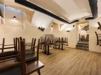 Недвижимость Коммерческое помещение в центре: 4