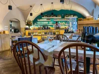 Недвижимость Коммерческое помещение в центре: 1