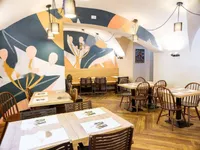 Недвижимость Коммерческое помещение в центре: 4