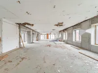 Недвижимость Офисное помещение, склад: 9