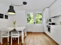 Недвижимость 2-комнатная квартира в центре: 4