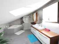 Недвижимость Четырехкомнатная квартира: 5