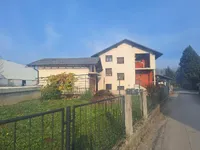 Недвижимость Дом, Любляна Вич, у Долгого моста: 1