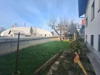 Недвижимость Дом, Любляна Вич, у Долгого моста: 8