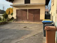 Недвижимость Дом, Любляна Вич, у Долгого моста: 12