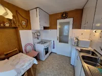 Недвижимость Дом, Любляна Вич, у Долгого моста: 24