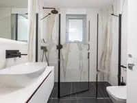 Недвижимость Четырехкомнатная квартира в центре: 8