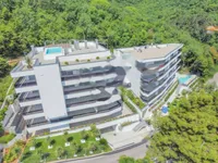 Недвижимость Четырехкомнатная квартира в центре: 15