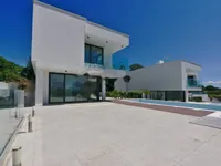 Недвижимость Новый дом 300 м² в центре: 4