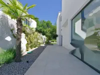 Недвижимость Новый дом 300 м² в центре: 12