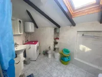 Недвижимость Трехкомнатная квартира, Центр: 15