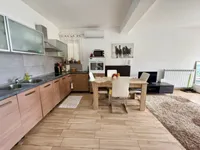 Недвижимость Трёхкомнатная квартира Запад: 9