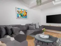 Недвижимость Трехкомнатная квартира Центр: 6