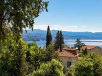 Недвижимость Двухкомнатная квартира, Центр: 4