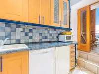 Недвижимость Трёхкомнатная квартира, центр: 5