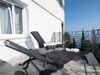 Недвижимость Трёхкомнатная квартира, центр: 11