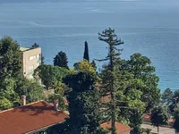 Недвижимость Трёхкомнатная квартира в центре: 3