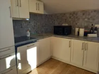 Недвижимость Трёхкомнатная квартира в центре: 12