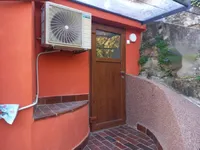 Недвижимость Трехкомнатная Квартира в Центре: 23