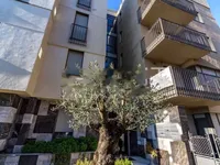 Недвижимость Двухкомнатная квартира Центр: 1