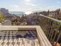 Недвижимость Двухкомнатная квартира Центр: 3