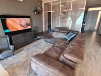 Недвижимость Четырехкомнатная квартира Центр: 2