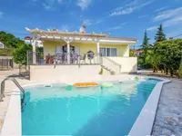 Недвижимость Семейный дом 150 м², Центр, Опатия: 20