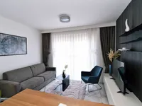 Недвижимость Семейный дом 360 м², Центр: 11