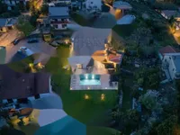 Недвижимость Семейный дом 404 м², Центр: 11